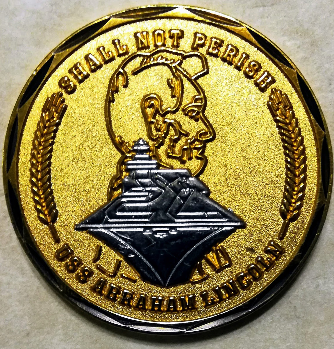 USS Abraham Lincoln CVN-72 Aircraft Carrier Navy Challenge Coin