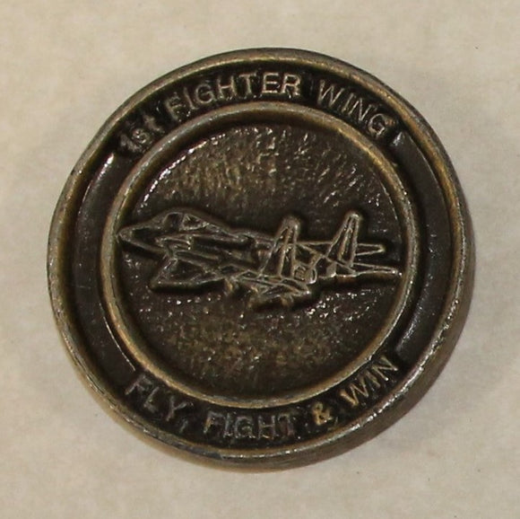 Vintage!  1st Fighter Wing F-15 Eagle Langley Air Force Base Virginia Fly FIght Win Challenge Coin