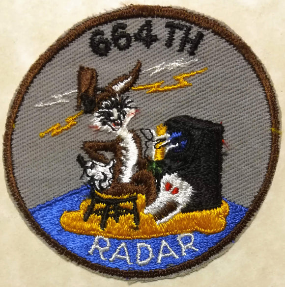 664th Aircraft Control & Warning Sq/Radar Bugs Bunny Air Force Patch